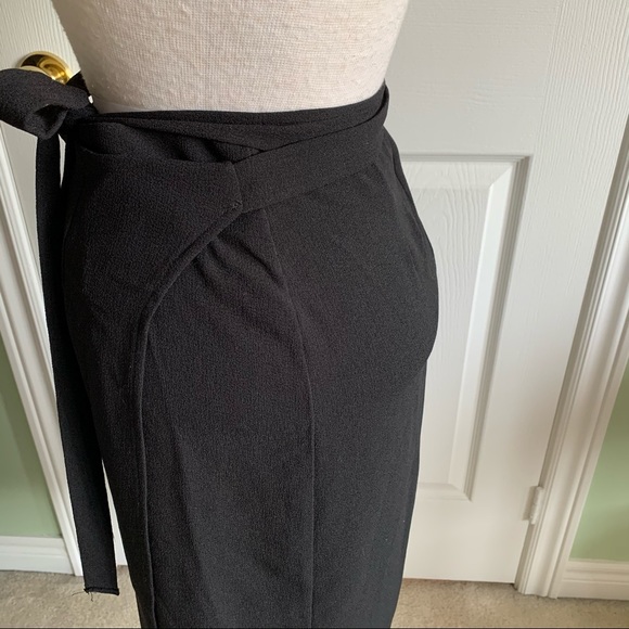 Mendocino (Gilbert) Black Midi Wrap Skirt - Picture 3 of 4